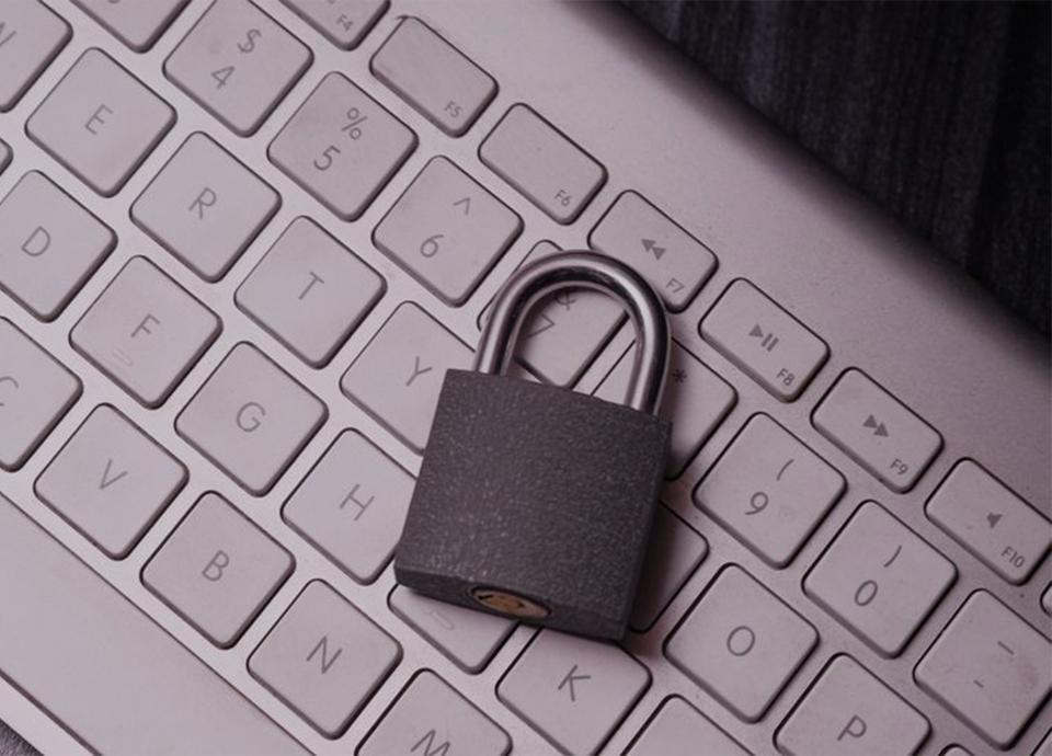 قفل کردن کامپیوتر ویندوز 10