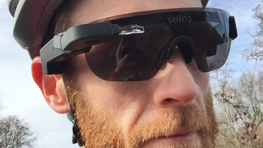 بهترین عینک هوشمند واقعیت افزوده برای دوچرخه سواری: Solos