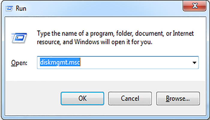 در کادر اجرا کلمه "diskmgmt.msc" را تایپ کنید.